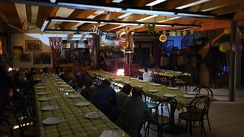 Le Nouveau Foyer Di Desaymoz Yvette Sas — Ristorante a Etroubles, Piedmont