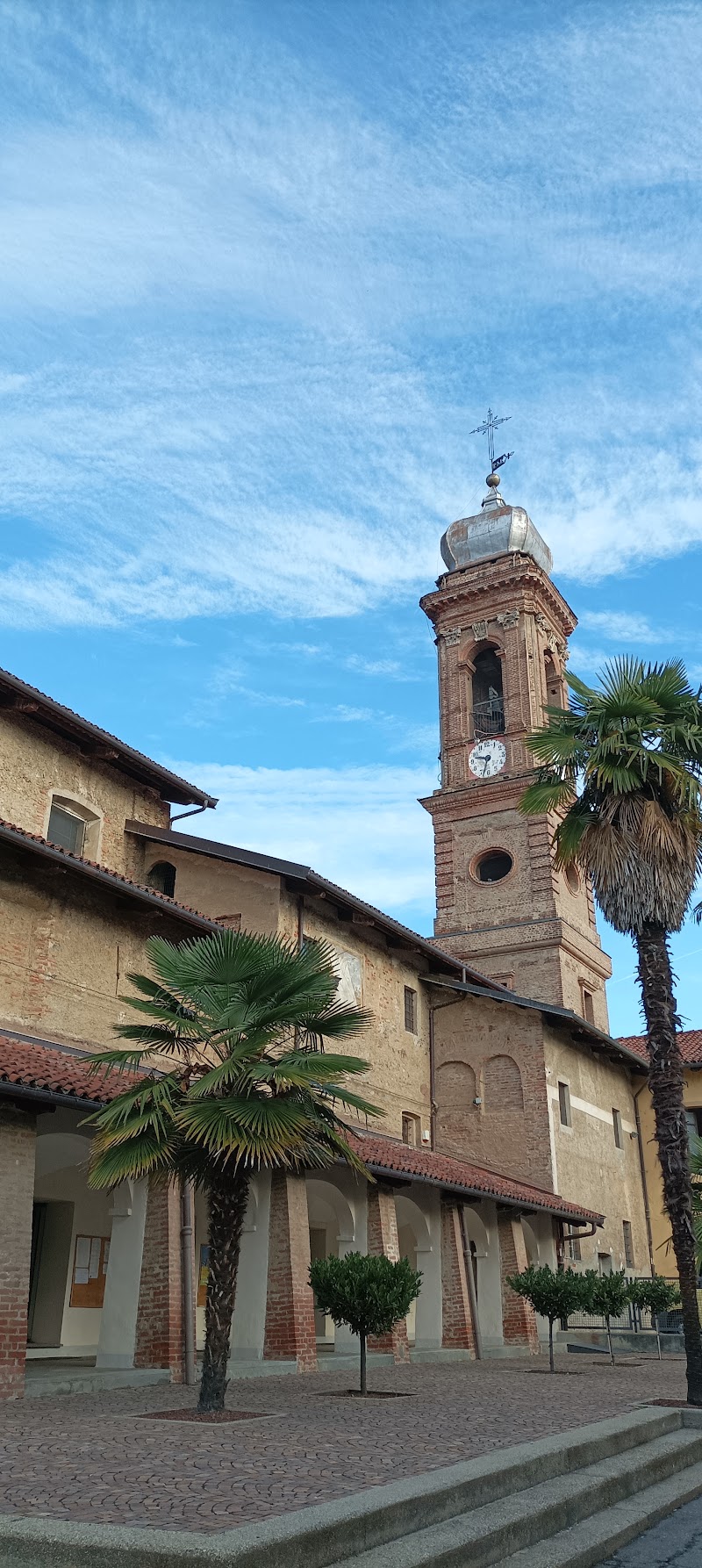 Chiesa dei Santi Filippo e Giacomo — Punto di interesse a Saluzzo, Cuneo