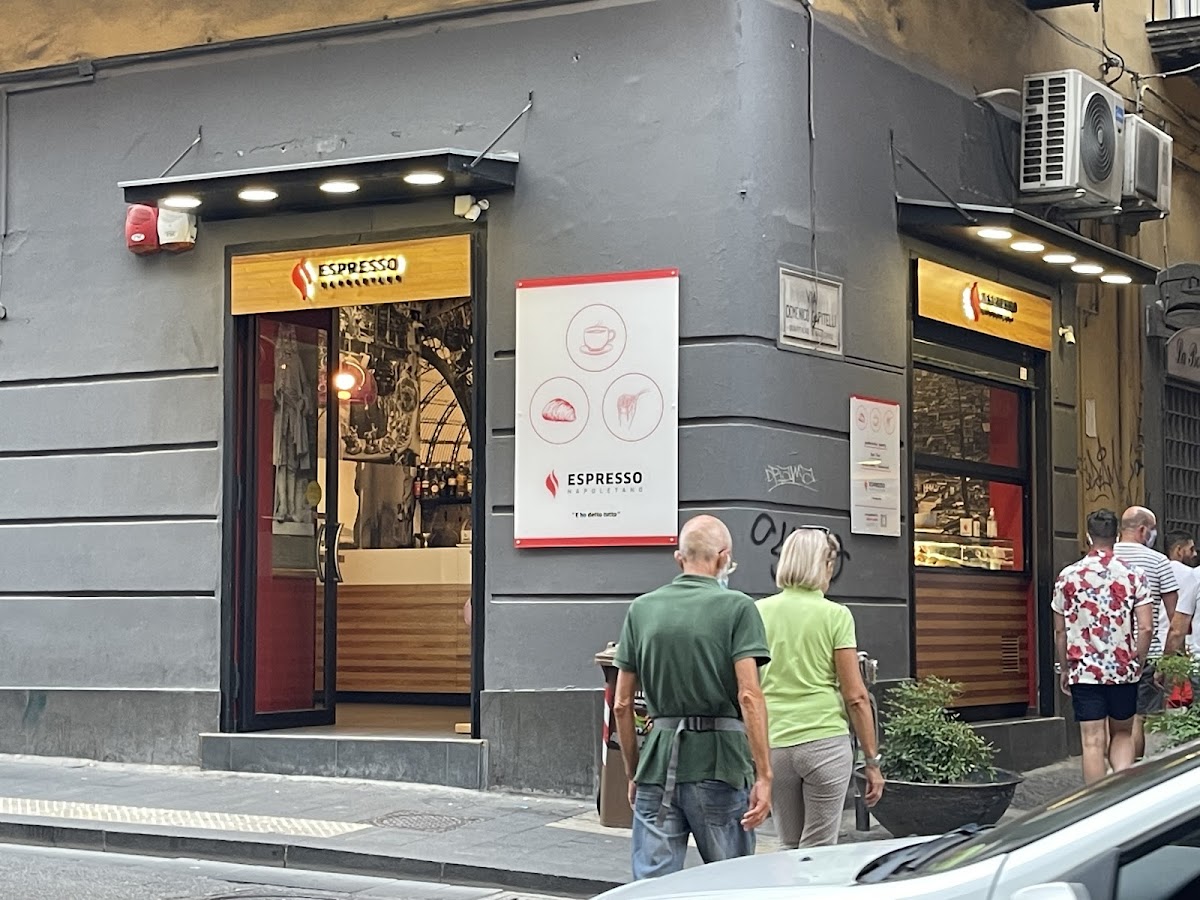 Espresso Napoli SpaccaNapoli — Punto di interesse a Napoli, Napoli