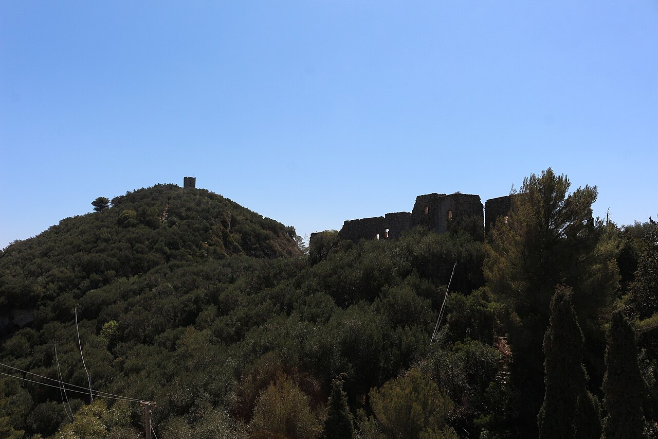 Torre Saracena — Punto di interesse a Finale Ligure, Savona