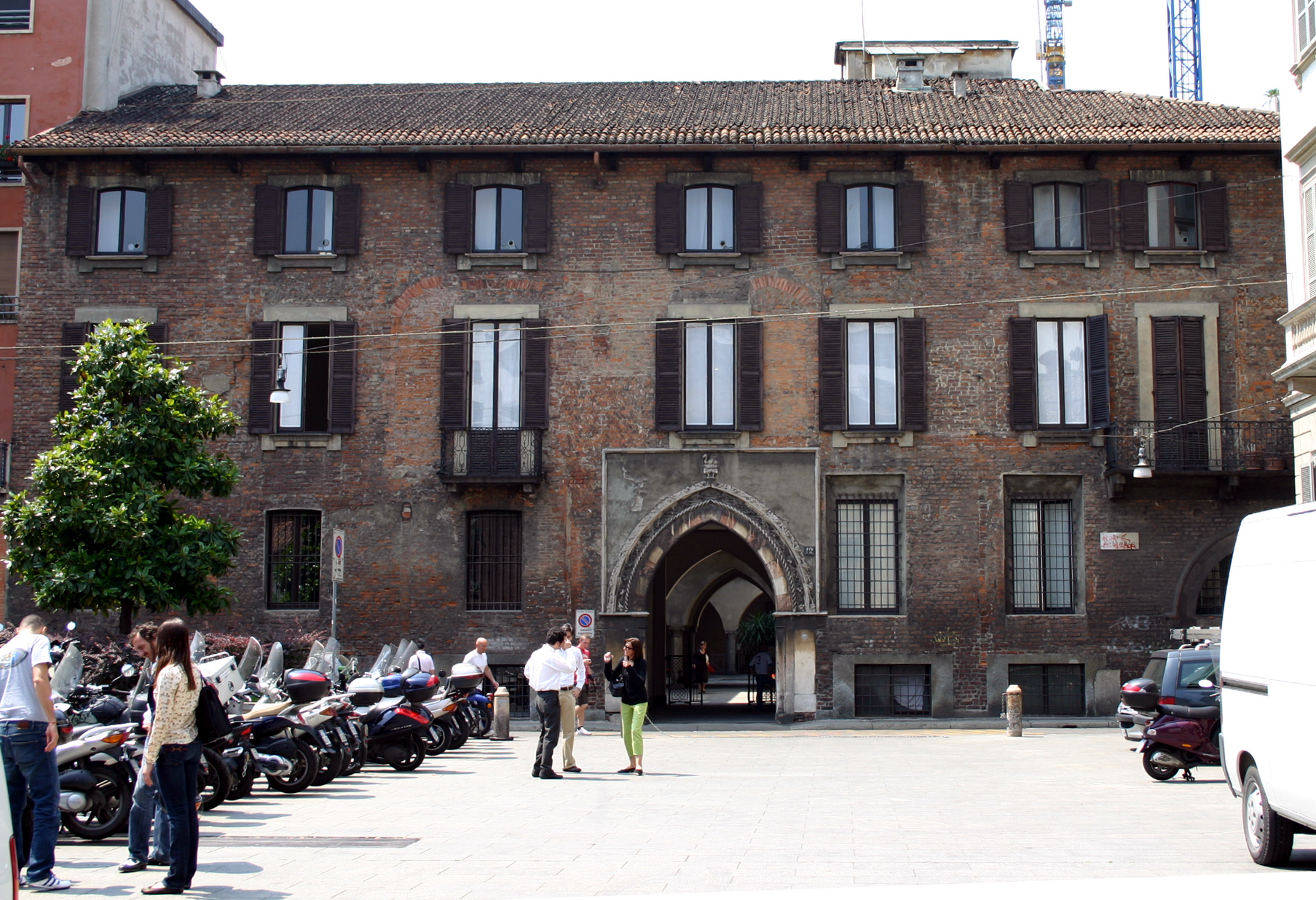 Palazzo Borromeo — Punto di interesse a Milano, Milano