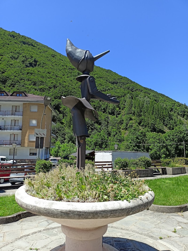Statua di Pinocchio