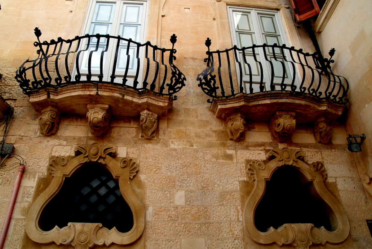 palazzo storico — Punto di interesse a Lecce, Lecce