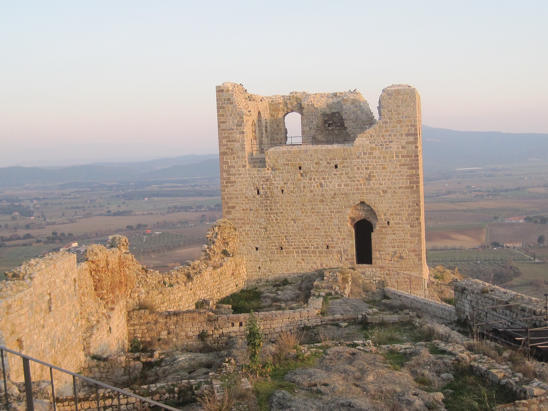 castello di Montemassi — Punto di interesse , Firenze