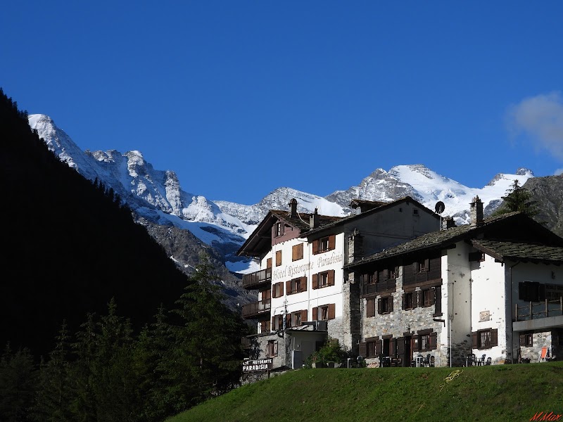Hotel Paradisia — Ristorante a Cogne, Piedmont