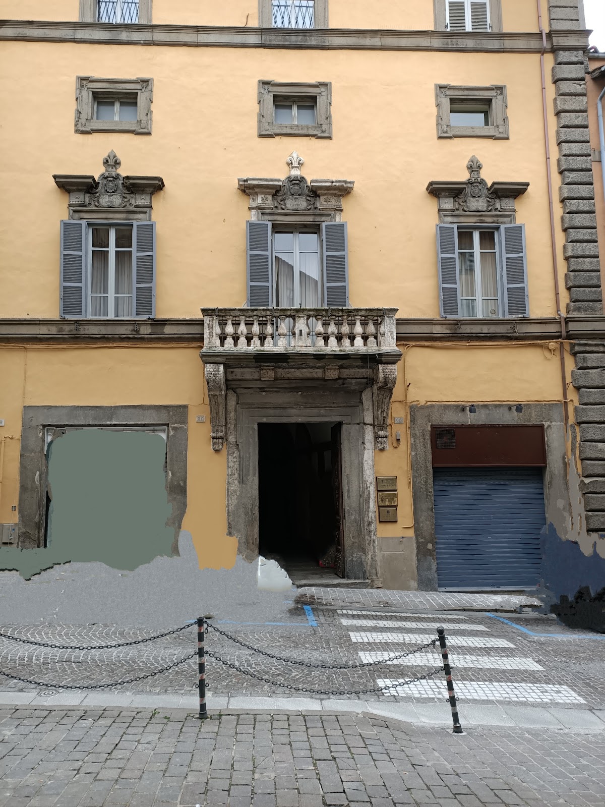 Palazzo Brugiotti — Punto di interesse a Viterbo, Viterbo