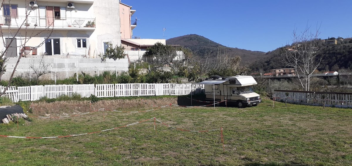 Area Camper L'Agrumeto Sosta Gratuita — Punto di interesse a Salerno, Salerno