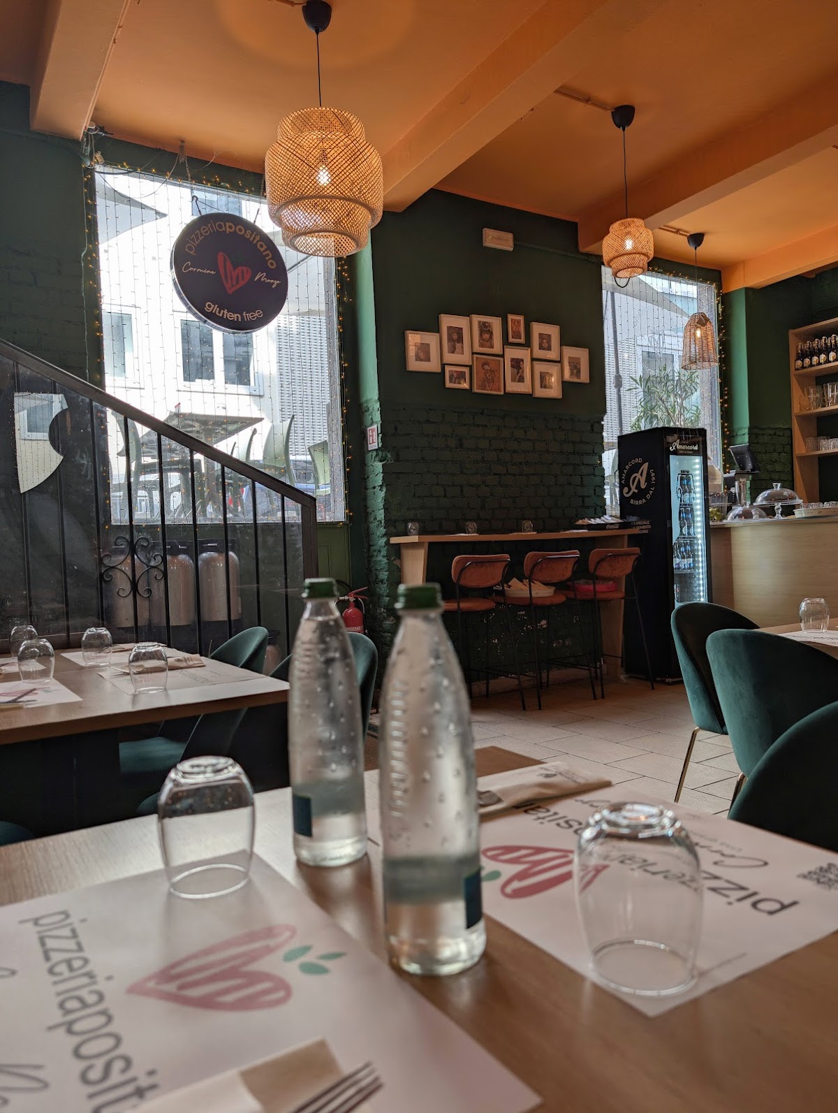 Pizzeria Positano Milano Cadorna — Punto di interesse a Milano, Milano