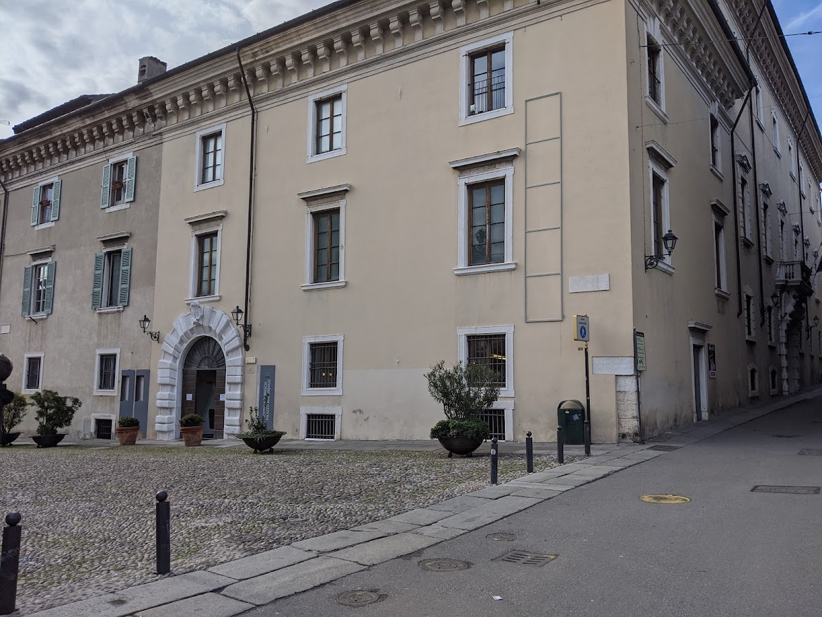 Palazzo Martinengo Cesaresco Novarino — Punto di interesse a Brescia, Brescia