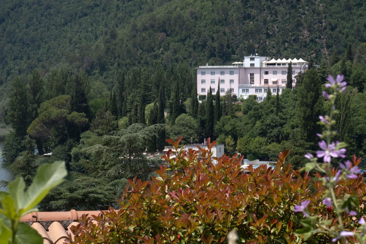 Hotel del Lago 1934 & SPA Piediluco- il Bosco nel Bosco — Punto di interesse a Terni, Terni