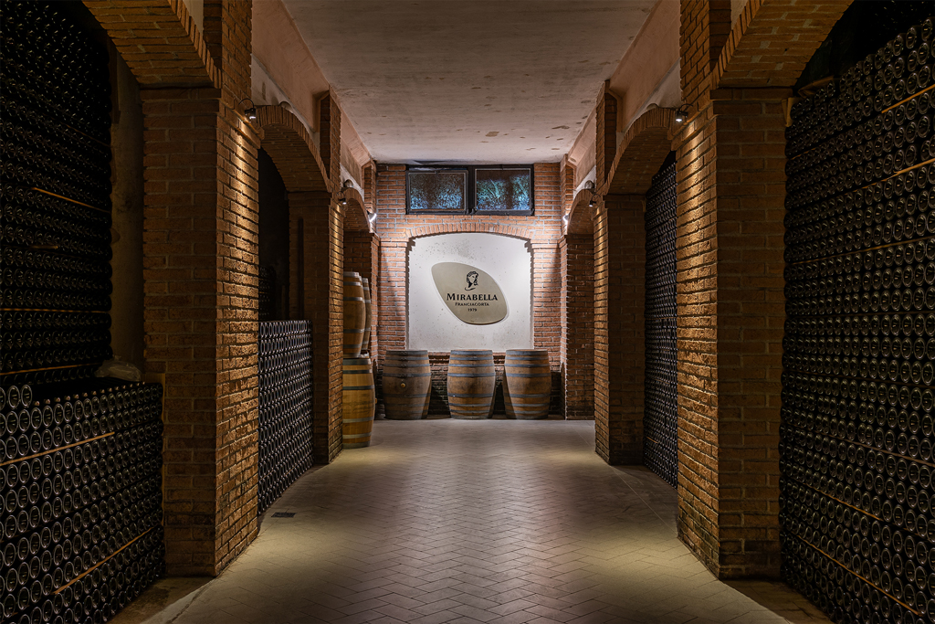 Mirabella Franciacorta — Punto di interesse a Brescia, Brescia