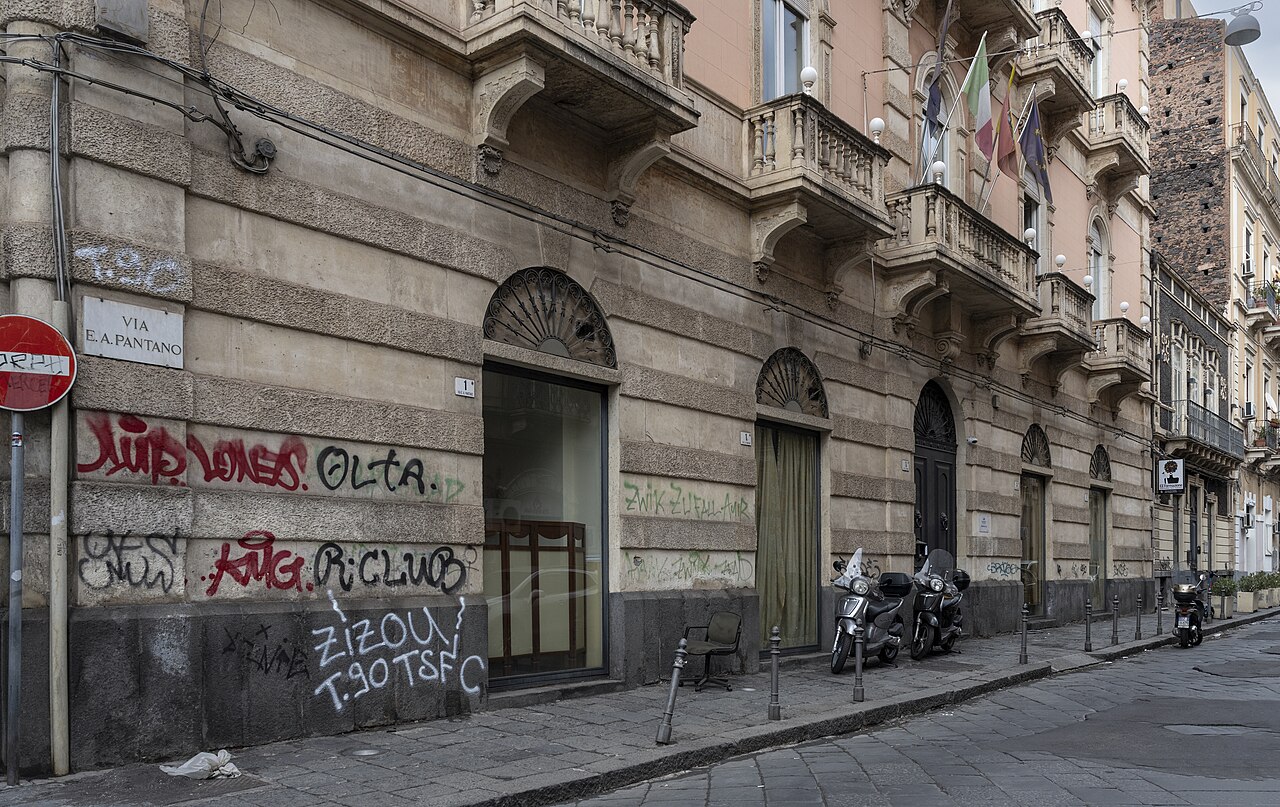 Palazzo Mazzone — Punto di interesse a Catania, Catania