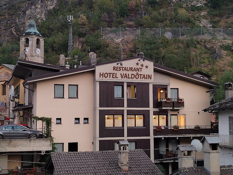 Hotel Restaurant Valdotain — Ristorante a Saint-Pierre, Piedmont