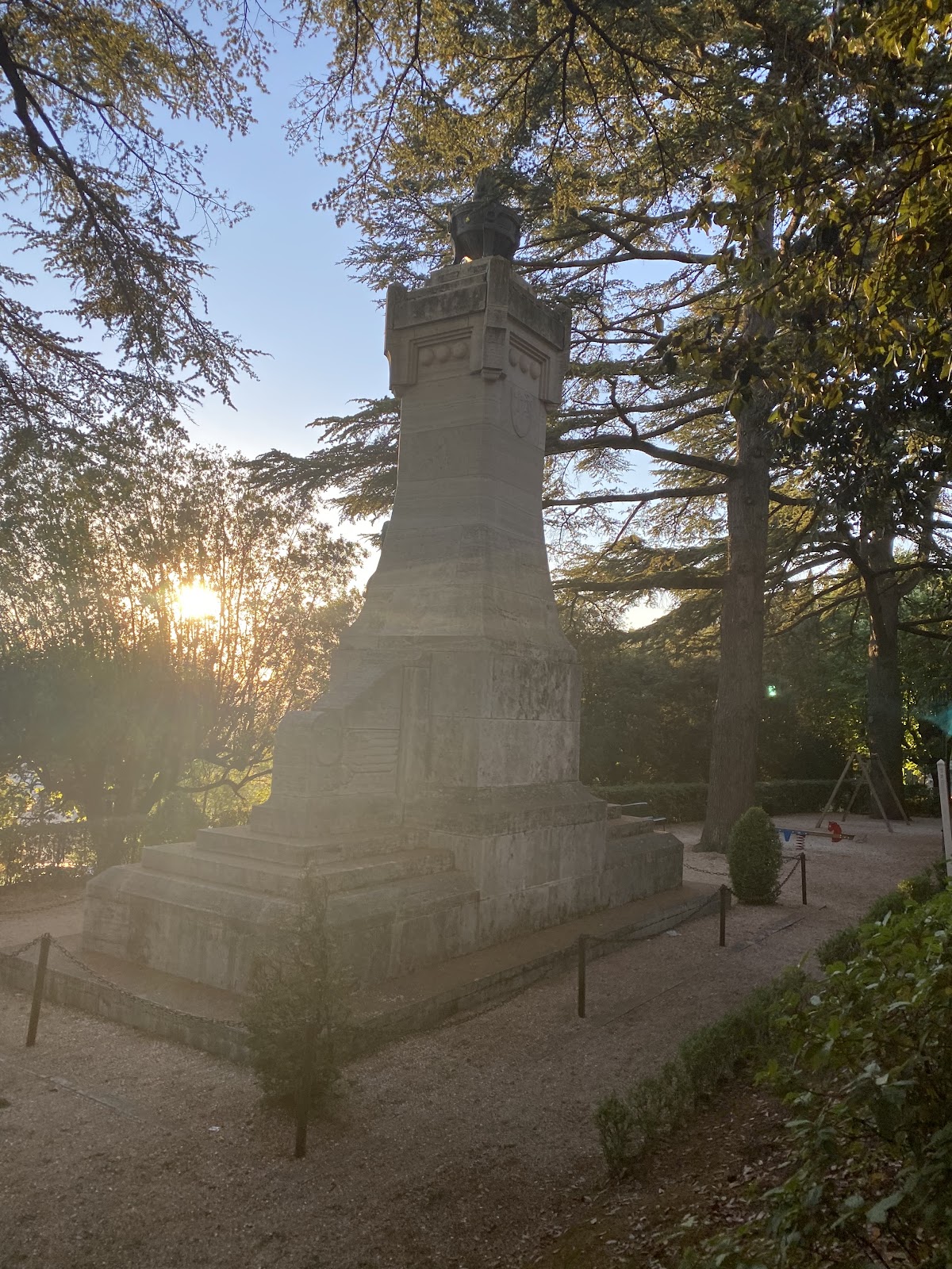 Piazzale Trieste — Punto di interesse a Assisi, Perugia