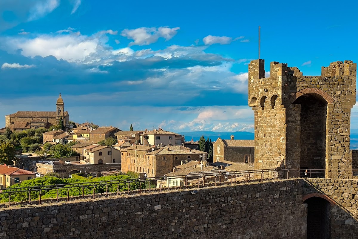 Fortezza di Montalcino — Punto di interesse a Montalcino, Siena
