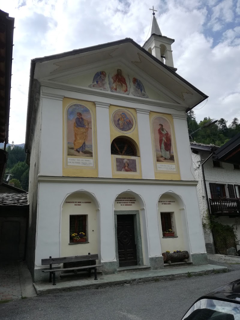 Chiesa di Maria Immacolata e di St. Pierre e St. Defendent — Punto di interesse a Champoluc, Piedmont