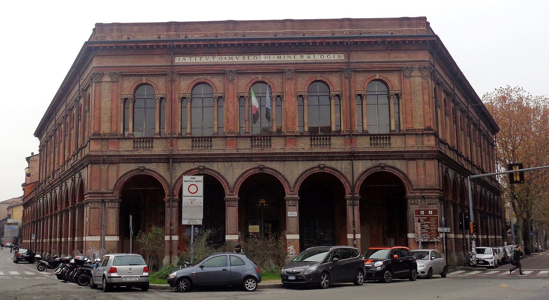 Museo di Mineralogia "Luigi Bombicci" — Punto di interesse a Bologna, Bologna
