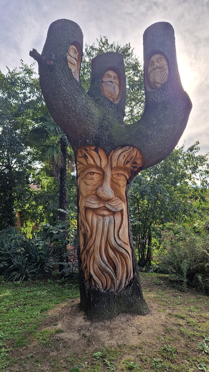 Giardino del Belvedere "Padre Ettore Molinaro" — Punto di interesse