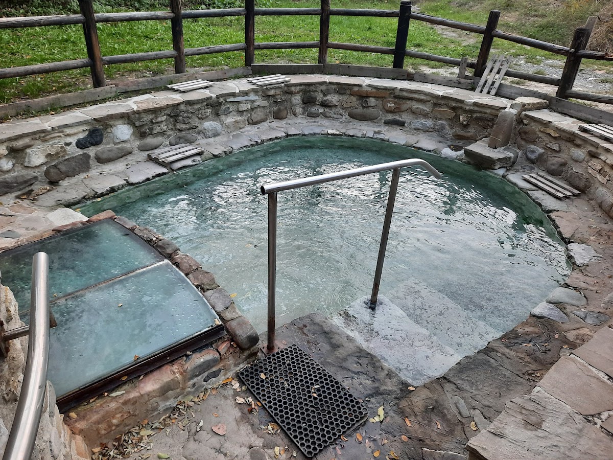 Sorgente termale Rio Foino di Bobbio — Punto di interesse a Piacenza, Piacenza