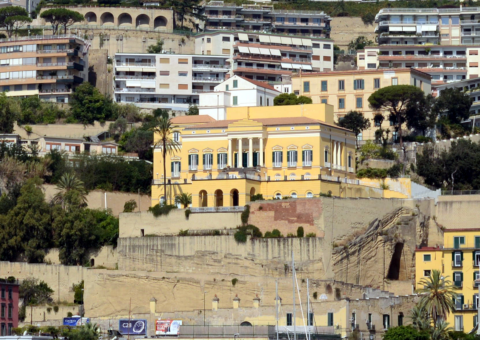 Villa Doria d'Angri — Punto di interesse a Napoli, Napoli