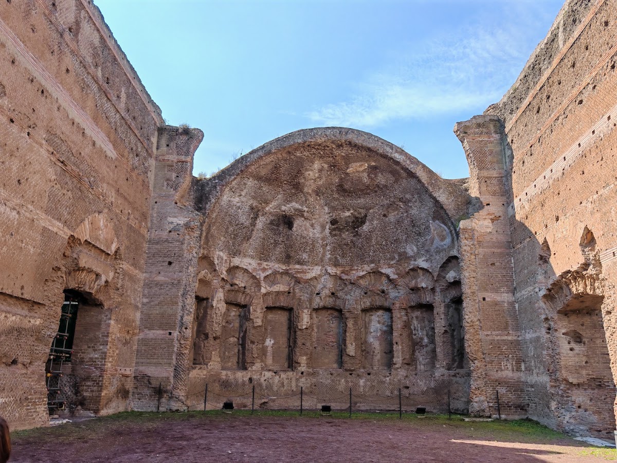 Sala Absidata detta dei Filosofi - Villa Adriana — Punto di interesse a Tivoli, Roma