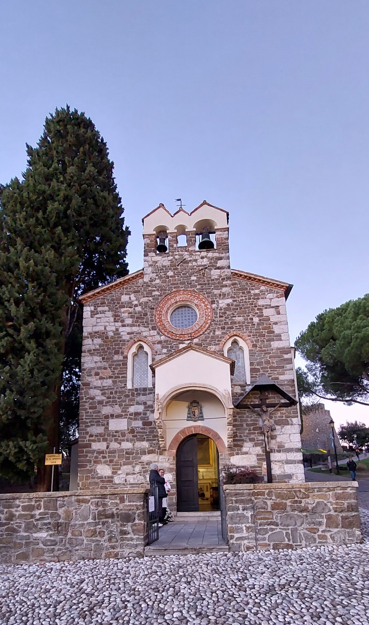 GORIZIA Borgo Castello (P.le Seghizzi) — Punto di interesse a Gorizia, Gorizia