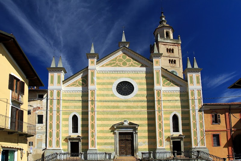 Chiesa Parrocchiale dell' Annunziata — Punto di interesse a Cossato, Biella