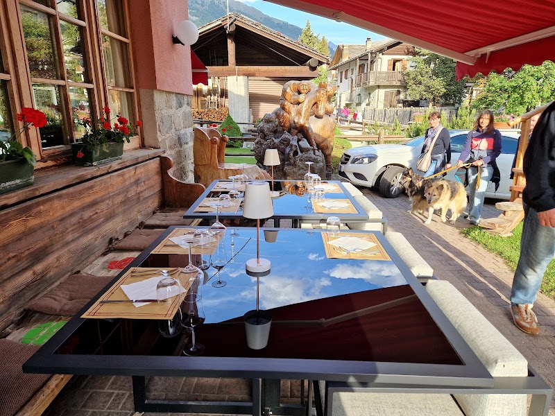 Ristorante Hostellerie De L'Atelier — Ristorante a Cogne, Piedmont