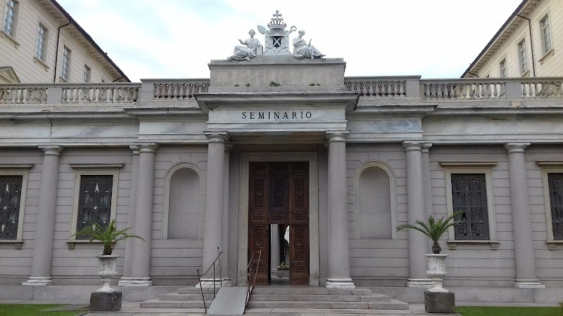 Seminario Arcivescovile — Punto di interesse a Vercelli, Vercelli