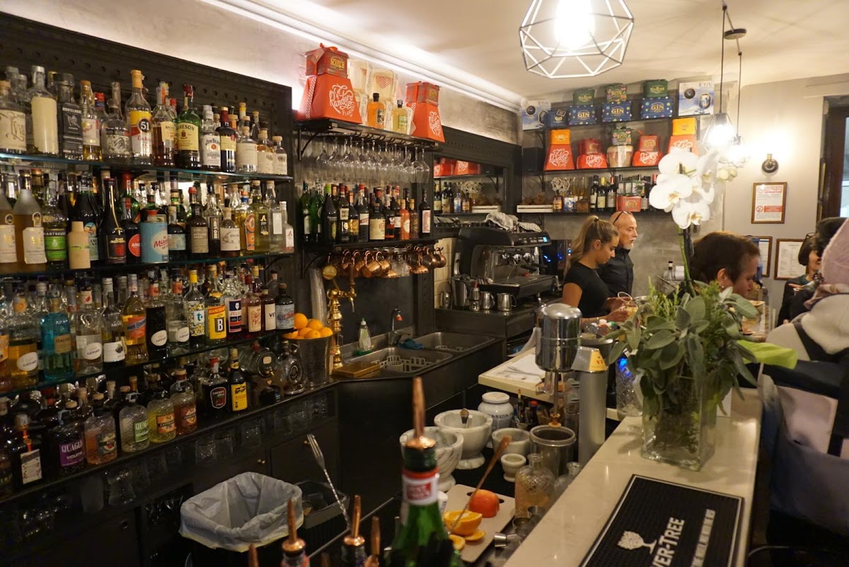 Sport caffè — Punto di interesse a Aosta, Aosta