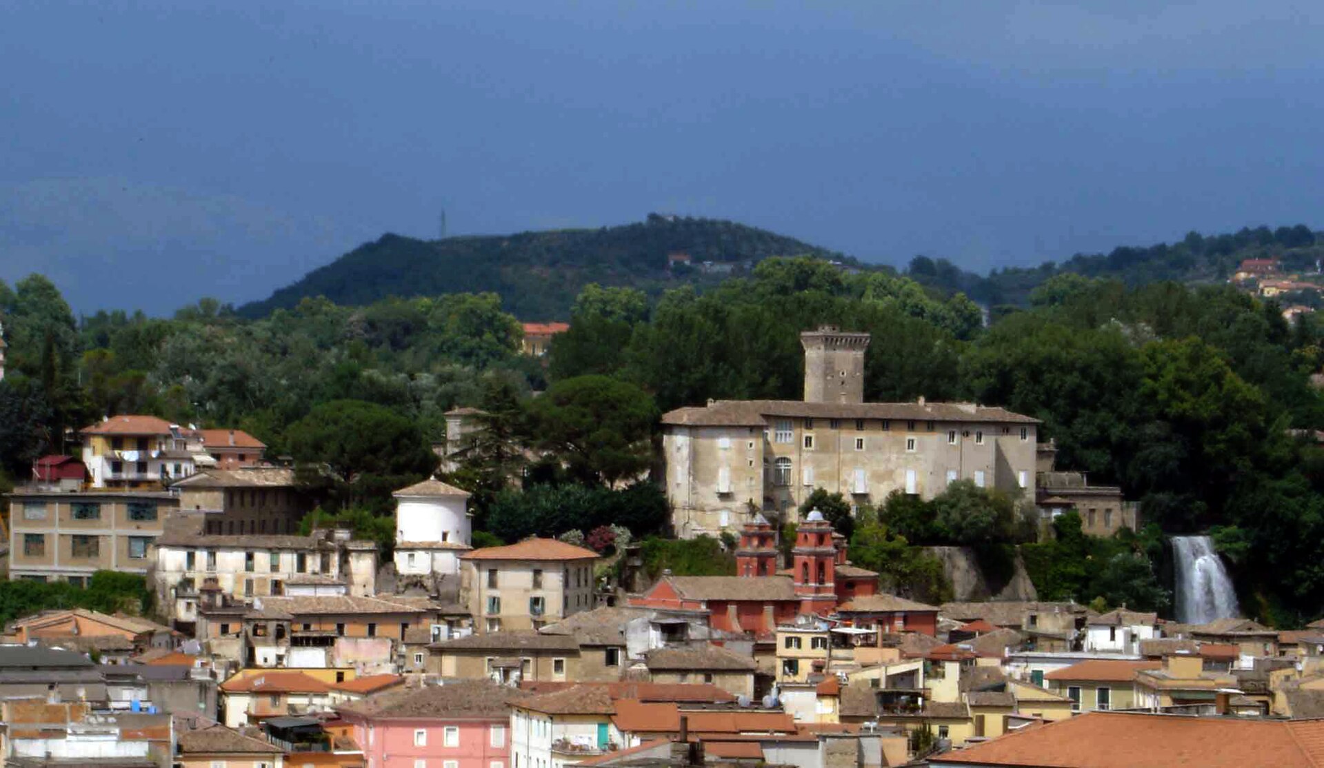 castello Boncompagni - Viscogliosi — Punto di interesse , Roma