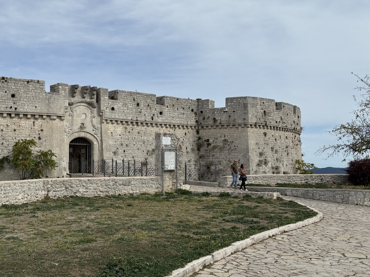 castello di Monte Sant'Angelo — Punto di interesse , Bari