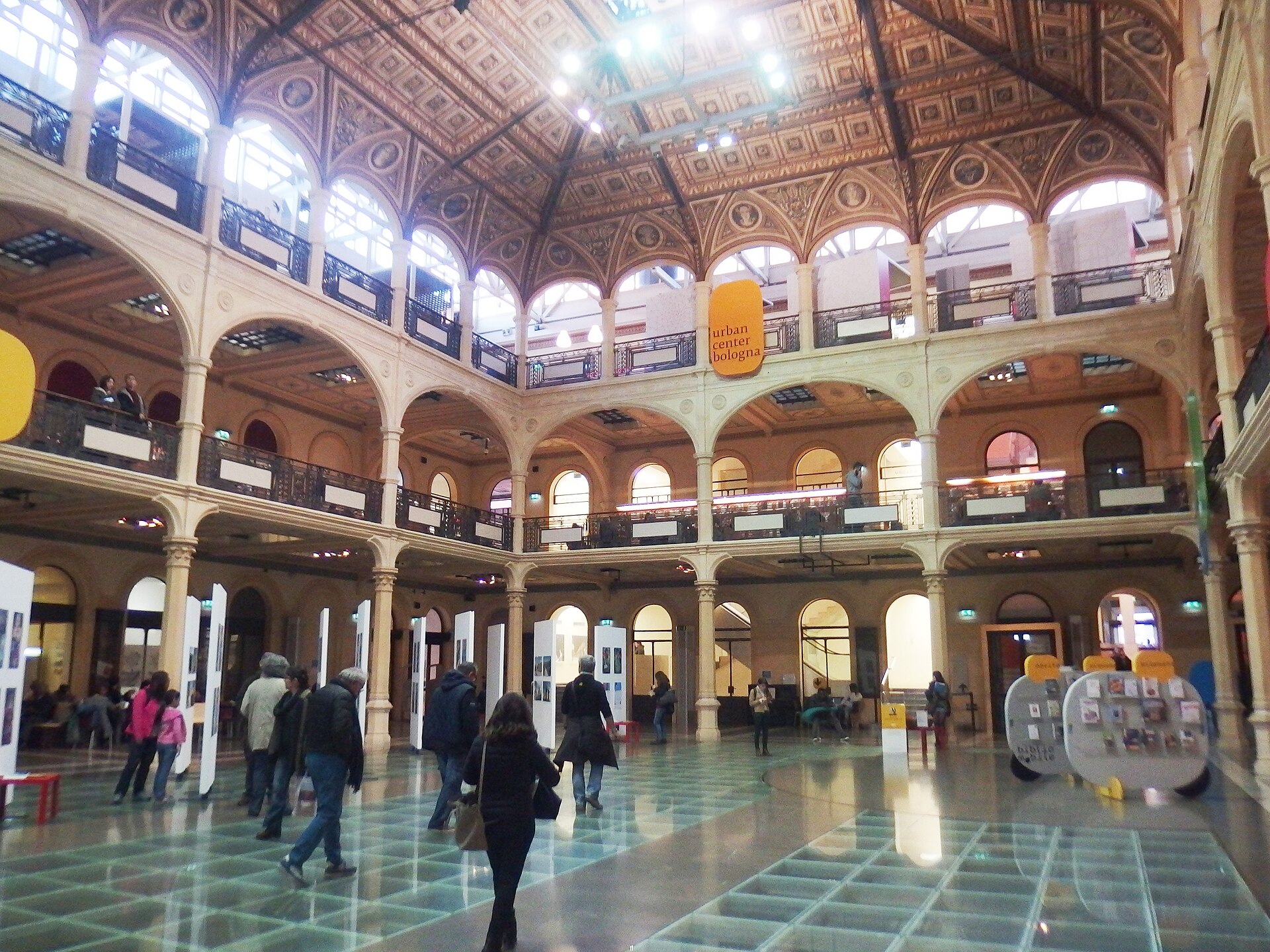 Biblioteca Salaborsa — Punto di interesse a Bologna, Bologna