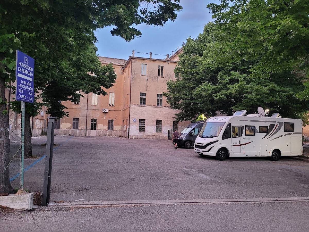 sosta camper Ascoli Piceno — Punto di interesse a Ascoli Piceno, Ascoli Piceno
