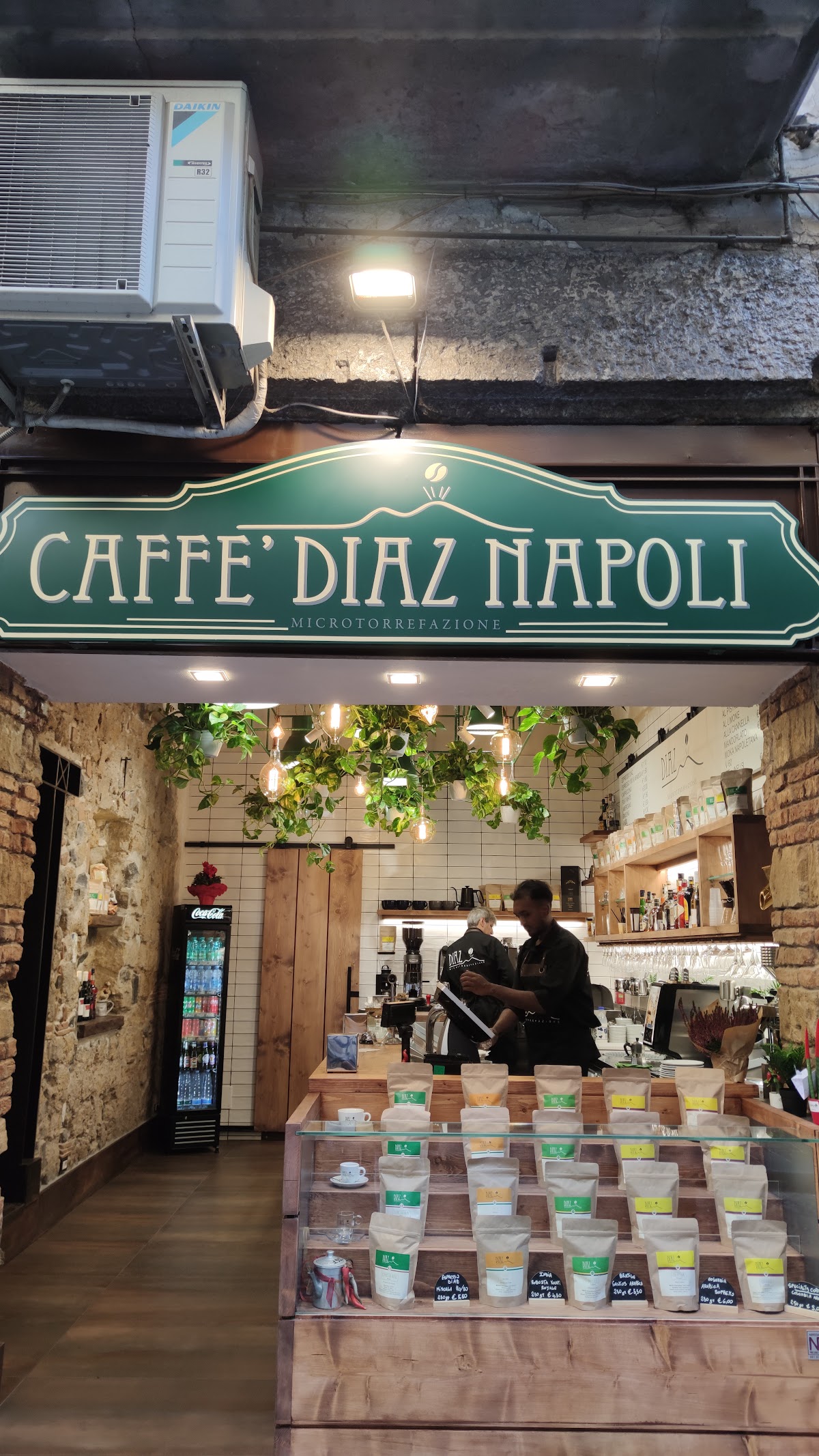 Diaz Microtorrefazione — 観光スポット in Napoli, Napoli