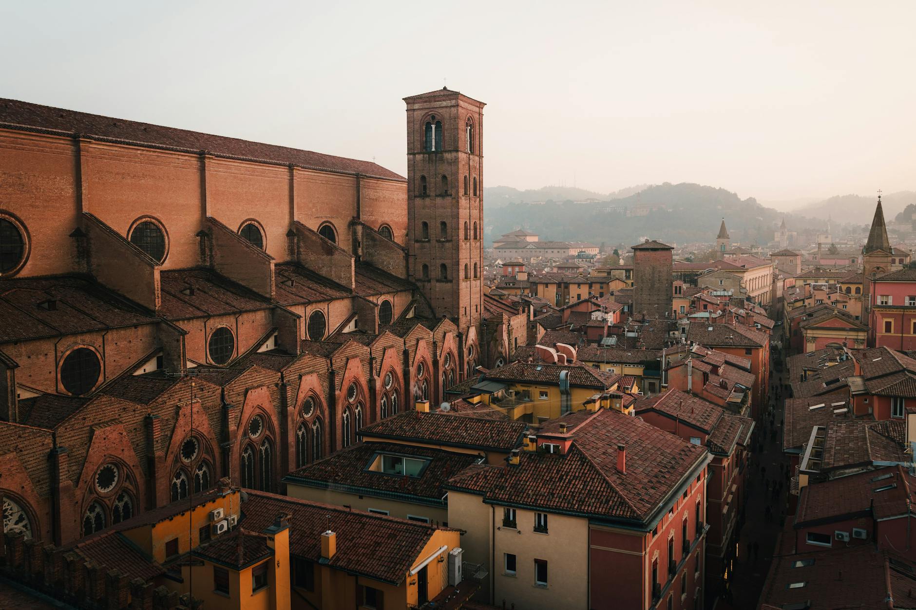 Torre dei Ghiberti — Punto di interesse , Bologna