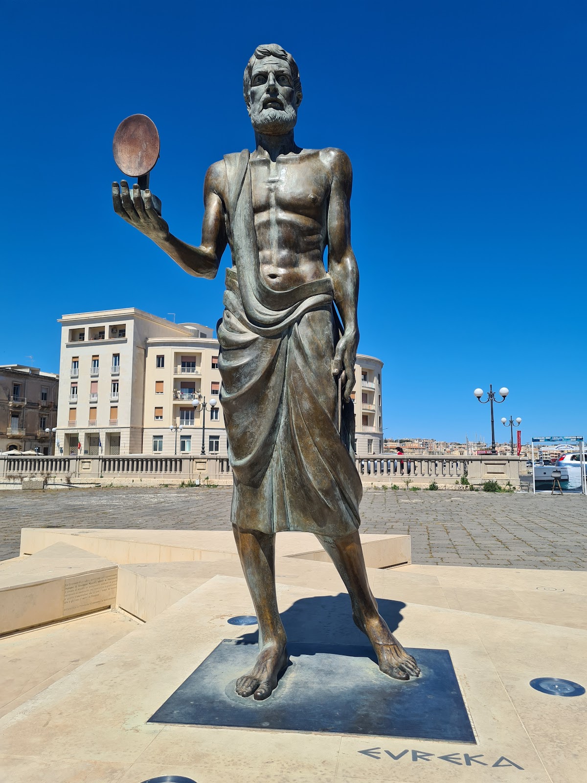Statua di Archimede — Punto di interesse a Siracusa, Siracusa