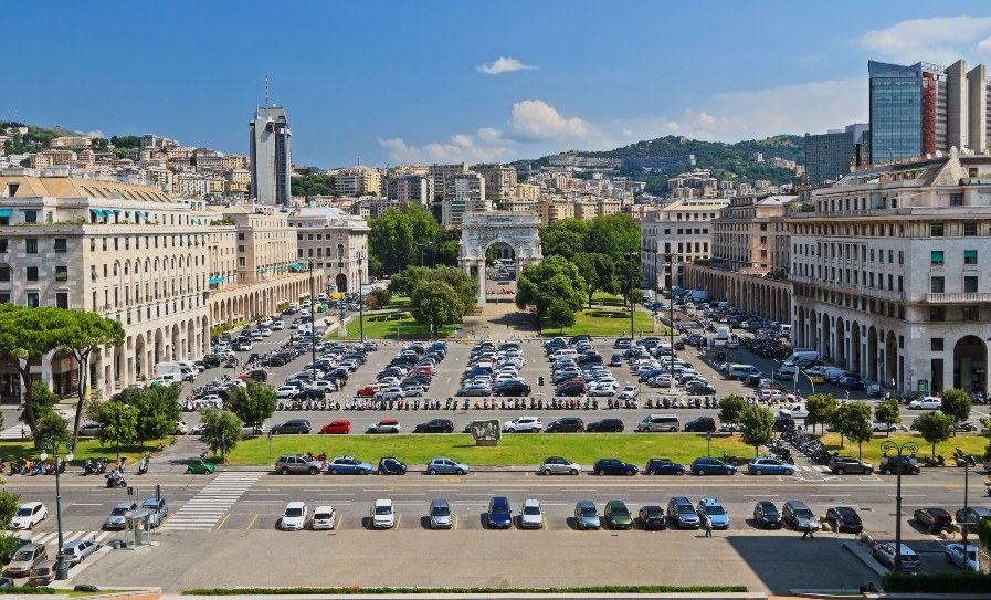 Piazza della Vittoria — Punto di interesse a Genova, Genova
