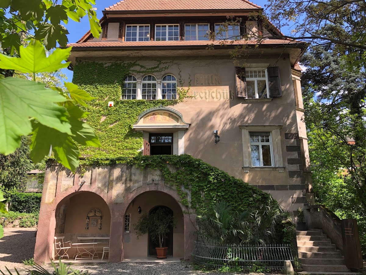 Villa Freischuetz - Das Hausmuseum (Stiftung Navarini Ugarte) — Punto di interesse a Merano, Bolzano