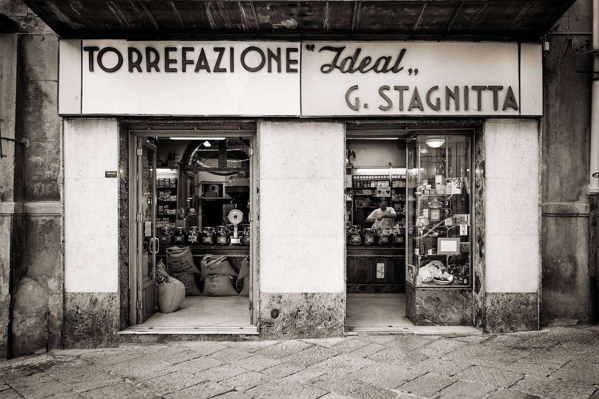 Ideal Caffè Stagnitta — Punto di interesse a Palermo, Palermo