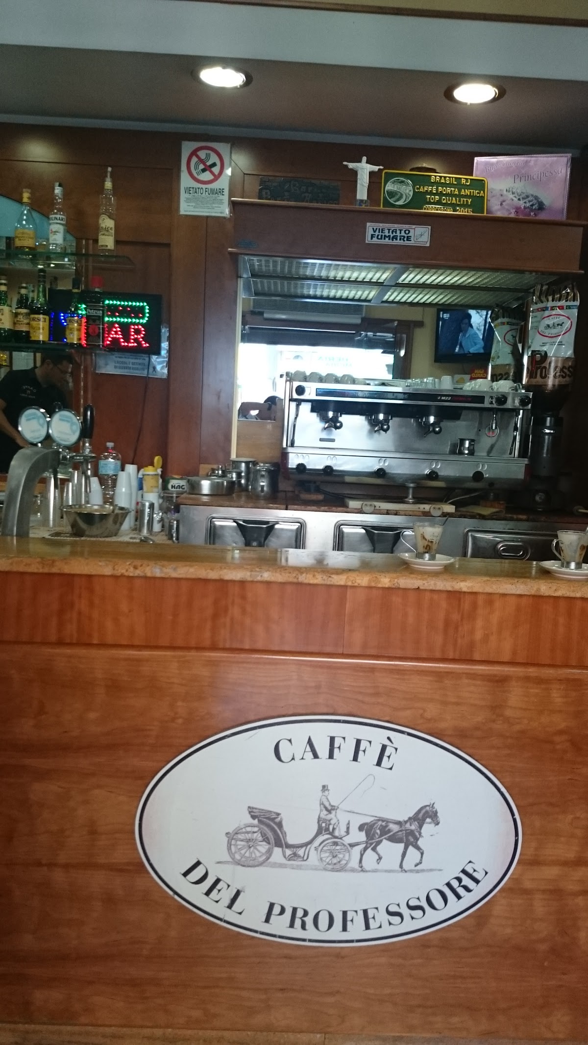 Caffe' Porta Antica Di Carotenuto Francesco — Punto di interesse a Napoli, Napoli