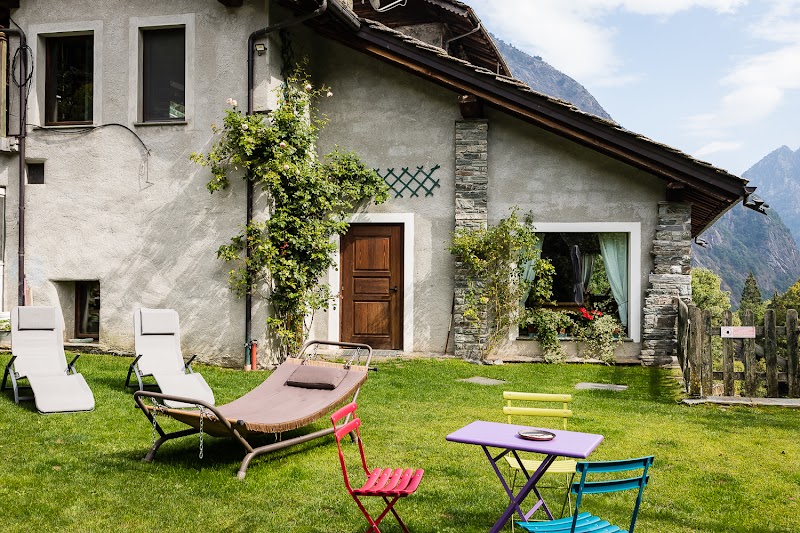 Agriturismo Le Moulin Des Aravis — Ristorante a Issogne, Piedmont