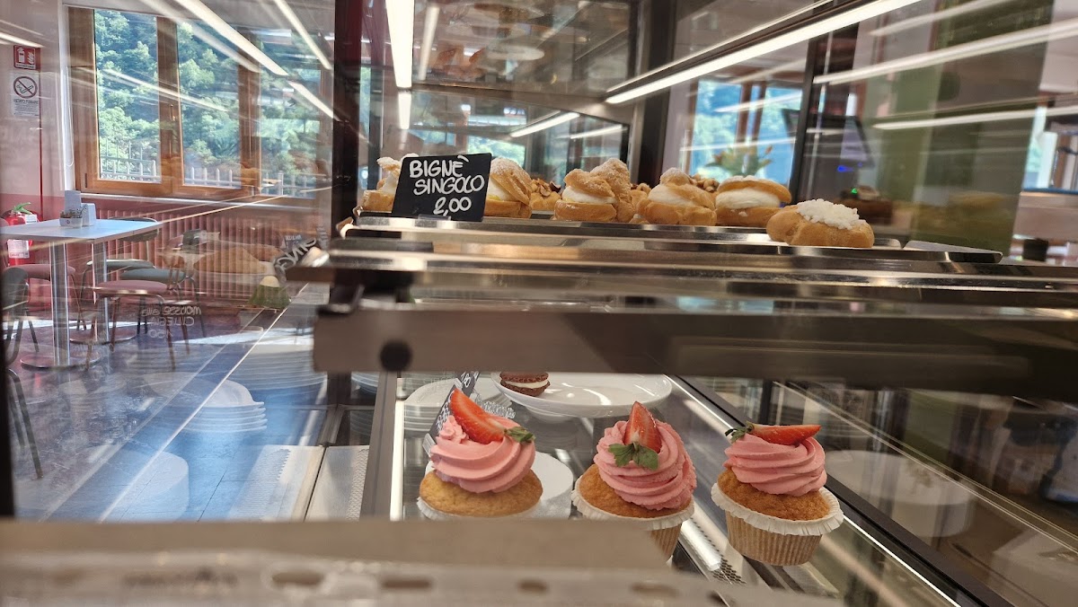 Marta Pasticceria — Ristorante a Varallo, Vercelli