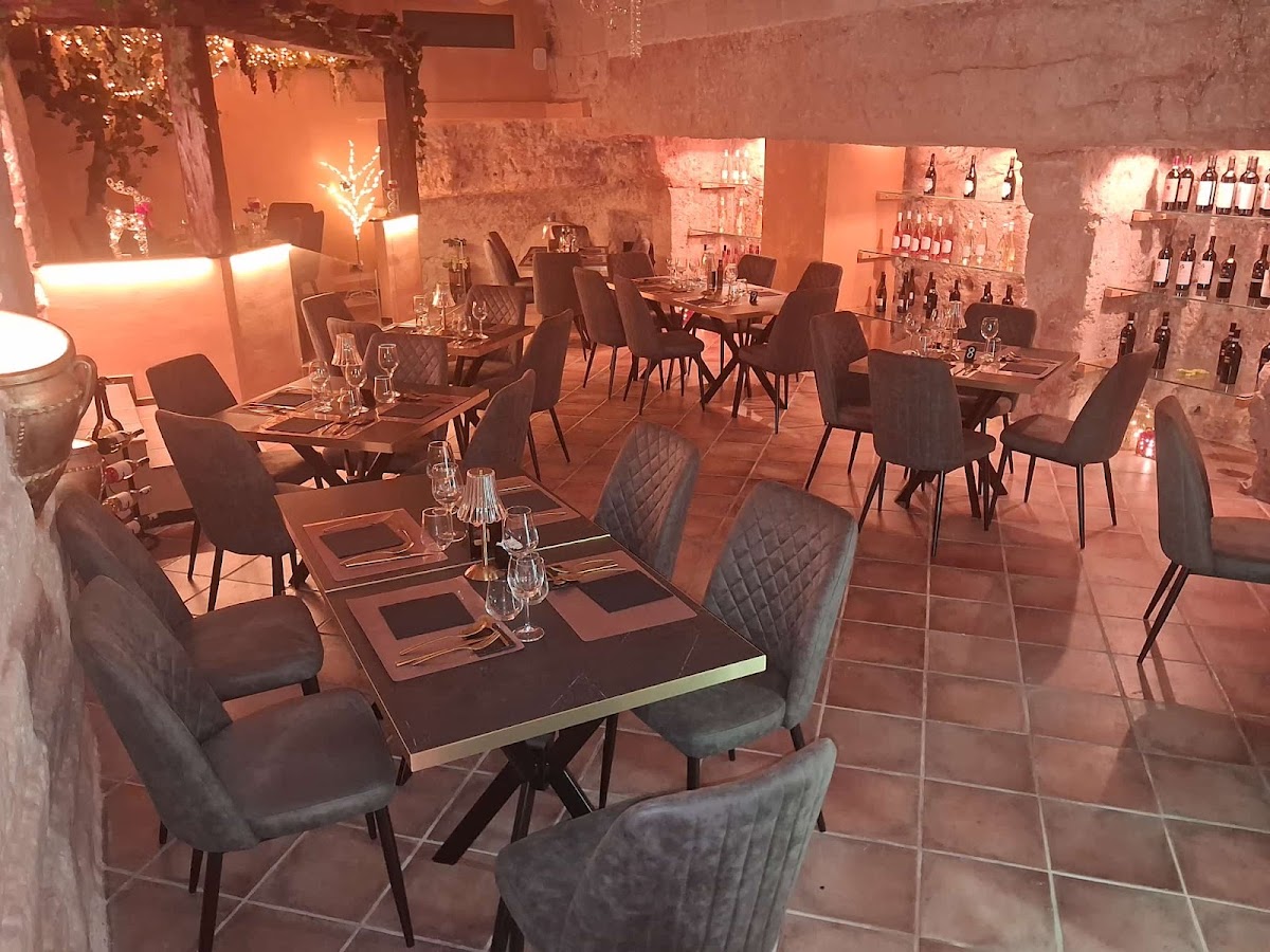 Grotta dei sogni wine bar — Ristorante a Polignano a Mare, Bari