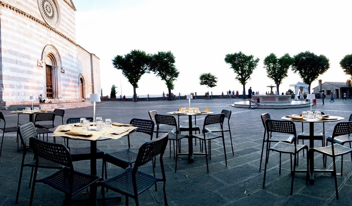 Bar Santa Chiara - pizzeria - ristorante — Ristorante a Assisi, Perugia