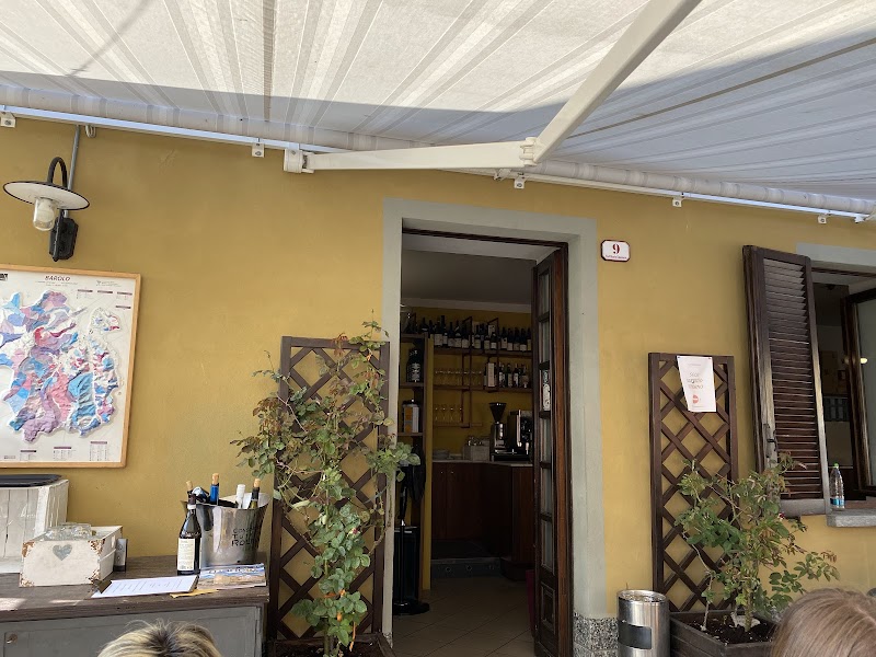 Bar la Terrazza da Renza — Ristorante a Barolo, Cuneo
