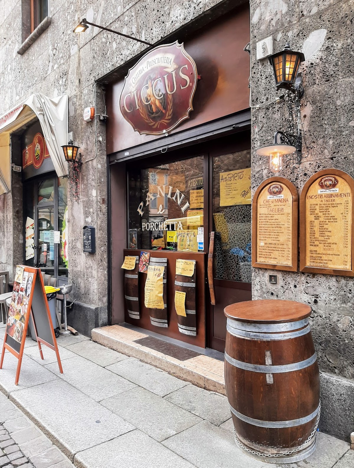 OSTERIA EnoDiVinus Prosciutteria — Ristorante a Cremona, Cremona