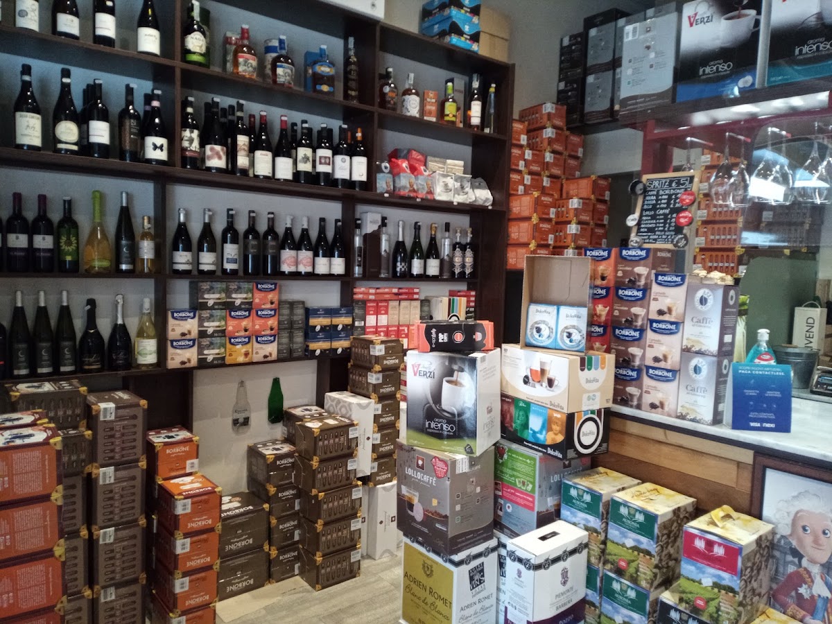 Lo Spacca Vino Wine Bar — Ristorante a Lucca, Lucca