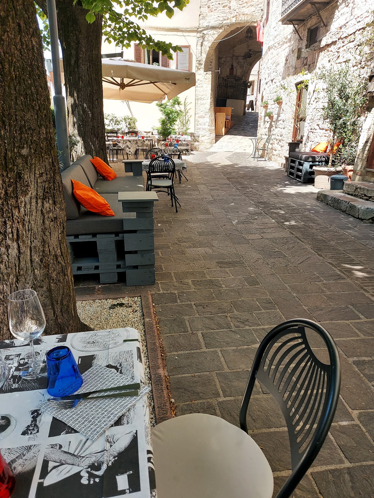 In zona: Osteria La Piazzetta Dell'Erba