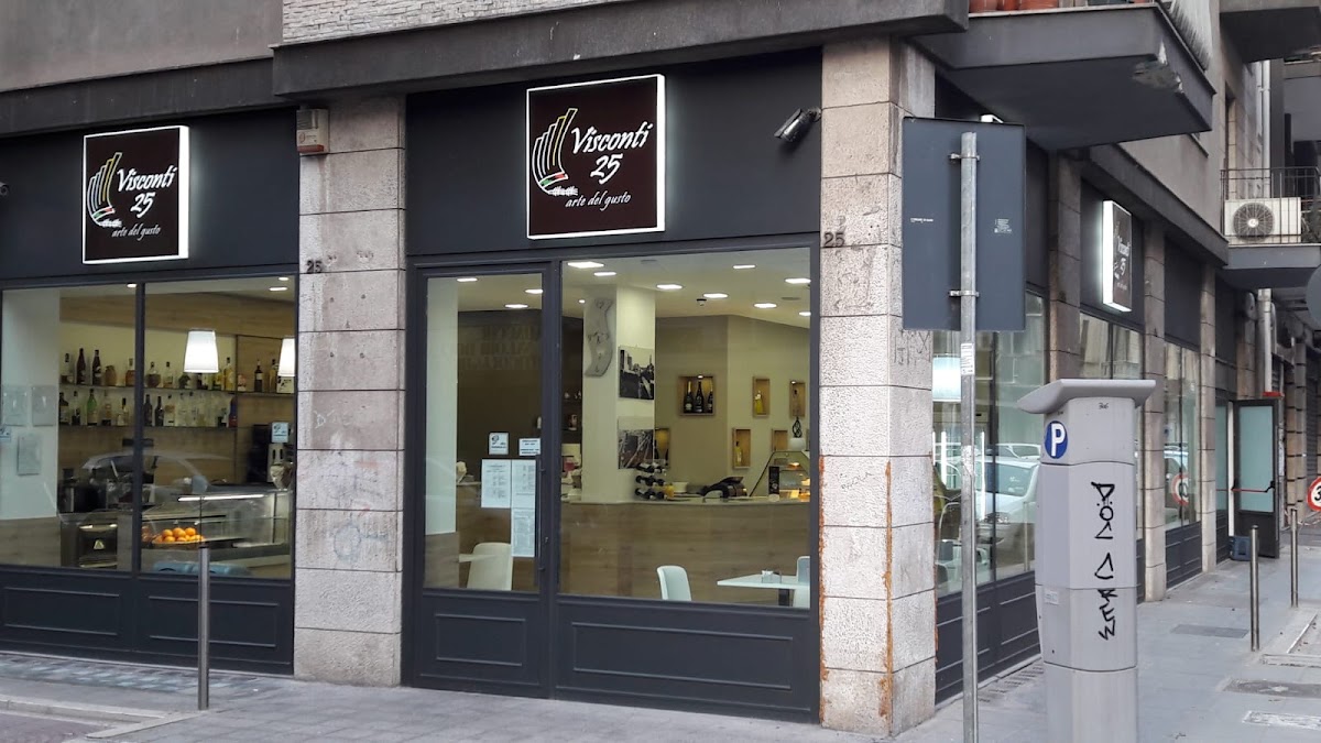 caffetteria pasticceria visconti — Ristorante a Bari, Bari